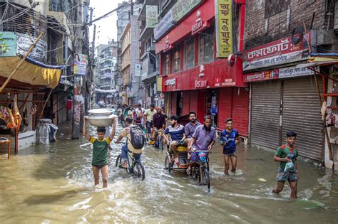 Cyclone Sitrang Hits Bangladesh Hundreds Of Thousands Of People