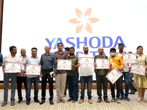 Hyderabad Yashoda Hospital Felicitates Over 50 Kidney Donor At Hi Tech