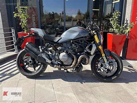 Ducati Monster 1200 S 2017 Model Naked Roadster Motor Motosiklet