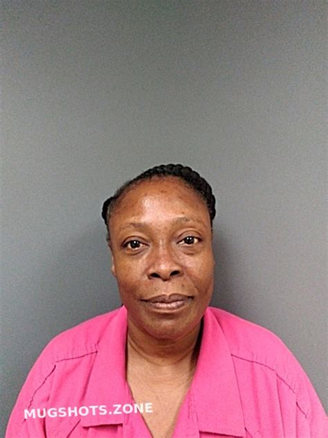 DUNBAR DEBRA DENISE 10 27 2022 Desoto County Mugshots Zone