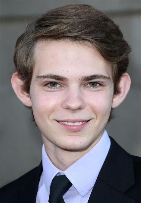 Robbie Kay Peter Pan Peter Pan Ouat Once Upon A Time Peter Pan Fine