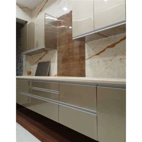 Modern Modular Wall Mount Kitchen Cabinet At ₹ 3800sq Ft In New Delhi