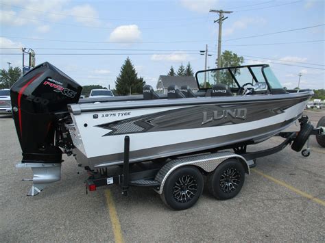 New 2024 Lund 1975 Tyee 48446 Lapeer Boat Trader