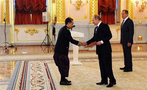 Presentation of foreign ambassadors’ letters of credence • President of ...