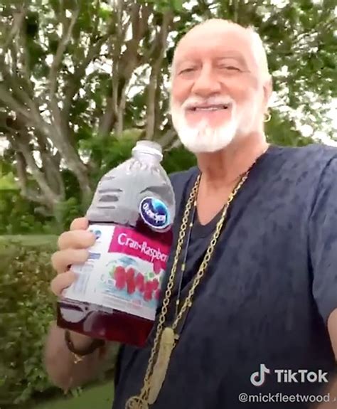 Mick Fleetwood Recreates Viral Tiktok