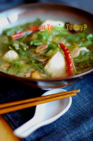 Dai Chile Fish Soup With Flavored Oil