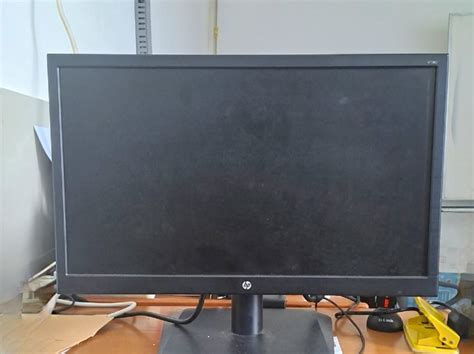 Monitor Lcd In Wide Merk Hp On Carousell