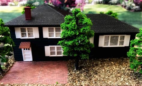 Pin by Daniel Stevens on HO Scale Houses | House styles, House, Decor