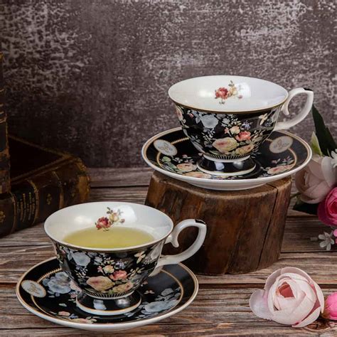 Комплект 2 чаши с чинийки Очарование на сетивата - 180мл | S-gifts.bg