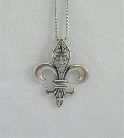 Sale Sterling Silver Fleur De Lis Pendant W Sterling Silver Etsy Pendant Fleur De Lis