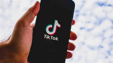 Tiktok Ces Robes De Soir E Primark Petits Prix Cartonnent Sur L