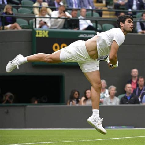 Alcaraz au galop pour son entrée en lice à Wimbledon L Équipe