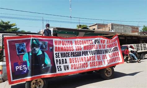 Marchan contra Hipólito Mora en La Ruana amagan con incendiar su casa