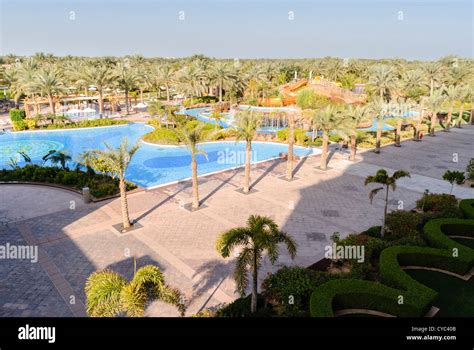 Swimming pool and gardens of the Emirates Palace Hotel, Abu Dhabi Stock ...