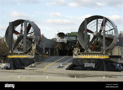 Us Navy U S Navy Landing Craft Air Cushion Lcac Assigned To