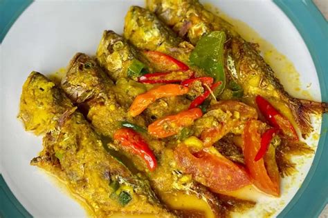 Resep Ikan Bumbu Kuning Sederhana Tanpa Santan Enak Banget Indozone