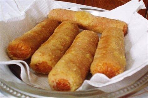 Salsicha empanada passo a passo Receitas Rápidas e Fáceis