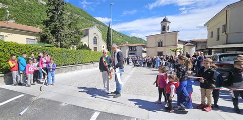 Suello Inaugurata La Piazza Dopo Il Restyling Casateonline