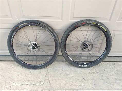 Bontrager Race Lite Tubeless Wheelset For Sale