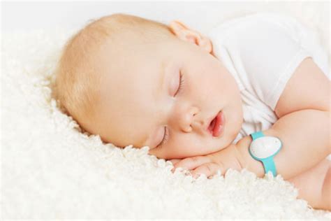 Neebo Smart Wearable Baby Monitor