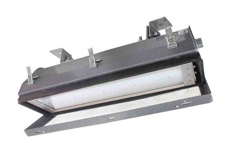 Larson Electronics 480v Class I Div 2 Led Pivoting Light 2 Foot Integrated Lamp Offshore