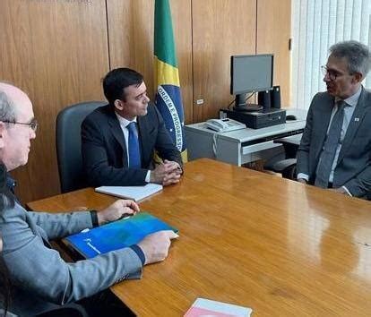 Zema sai de encontro em Brasília sem resposta sobre federalização da