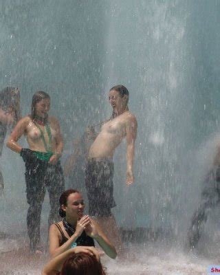 Women Naked Outdoors Porn Pictures Xxx Photos Sex Images Pictoa