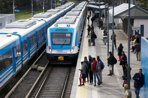 El Tren Sarmiento Restableció Su Servicio Pero El Mitre Y El Belgrano