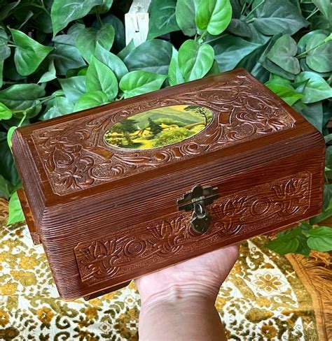 Vintage 1940s Collectible Jewelry Keepsake Box For Hi Gem