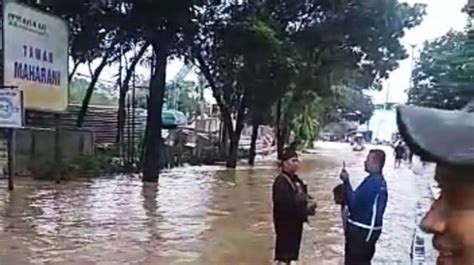 Kecamatan Di Kota Medan Terendam Banjir Bpbd Evakuasi Warga