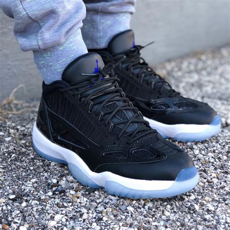 Faut Il Acheter La Air Jordan 11 Retro Low Ie Space Jam 919712 041