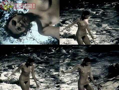 Naked Ana S De Melo In La India