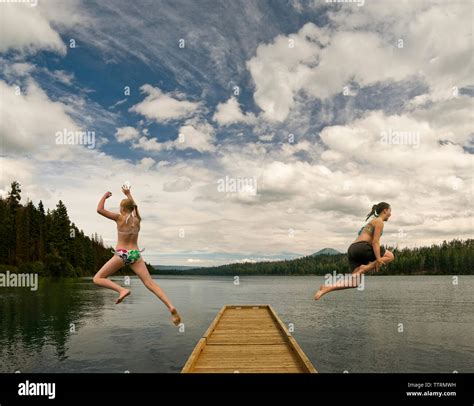 Jahre Alt Bikini Fotos Und Bildmaterial In Hoher Aufl Sung Alamy