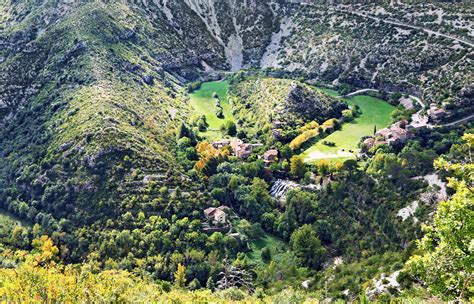 D Couvrir Le Plateau Du Larzac Au Petit Chavignol Paris