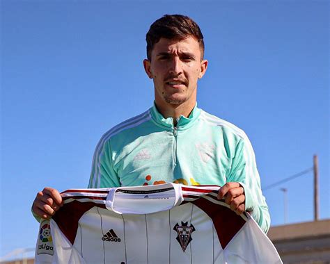 Dani Escriche ya se ejercita con el Albacete y también está inscrito en