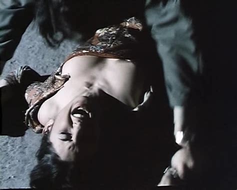 Naked Aliki Zanou In Ena Elefthero Koritsi