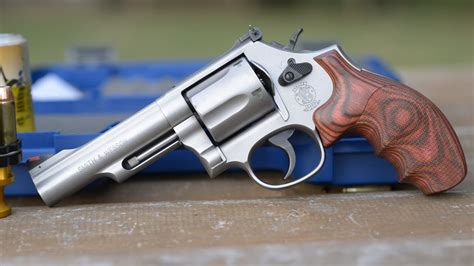 Smith And Wesson Model 69 Shoot And Talk Youtube