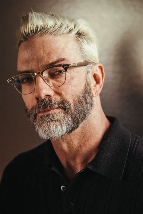 Pin By Carlos Valenzuela On Barba Grey Beards Beard Glasses Beard