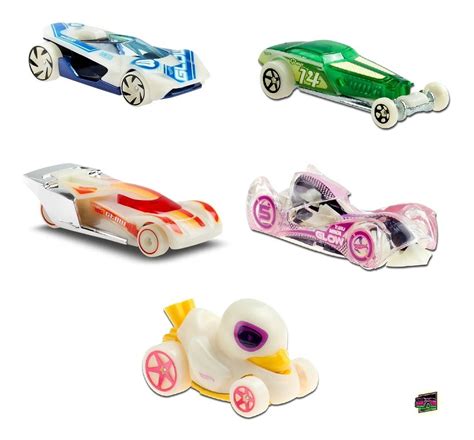 Série Hw Glow Racers Main Line 2021 5 Miniaturas Hot Wheels