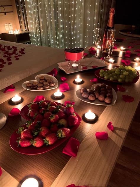 Valentines Day Dinner Romantic Table Settings - DIY Cuteness