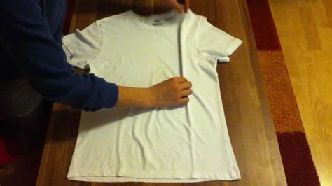 How To T Shirt Schnell Falten T Shirt Schnell Falten Tutorial YouTube