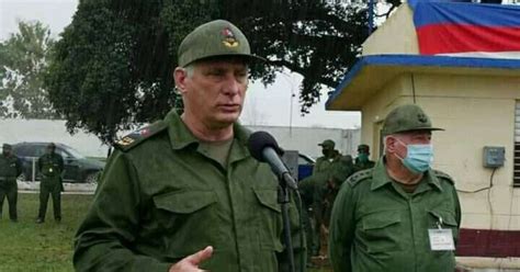 Rendici N De D Az Canel Ante Militares Desequilibra Poder En Cuba