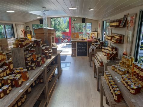 Chanaz village Savoie promenade bateau canal saviere