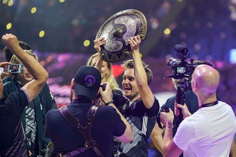 Dota 2s The International Returns In August With 40 Million Prize