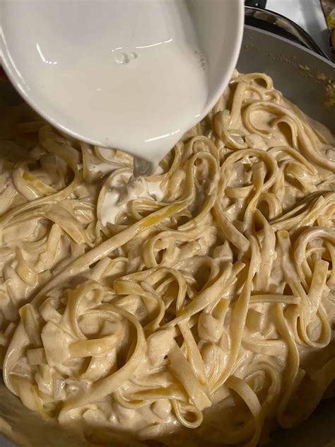 The Best Vegan Fettuccine Alfredo Plant Based On A Budget