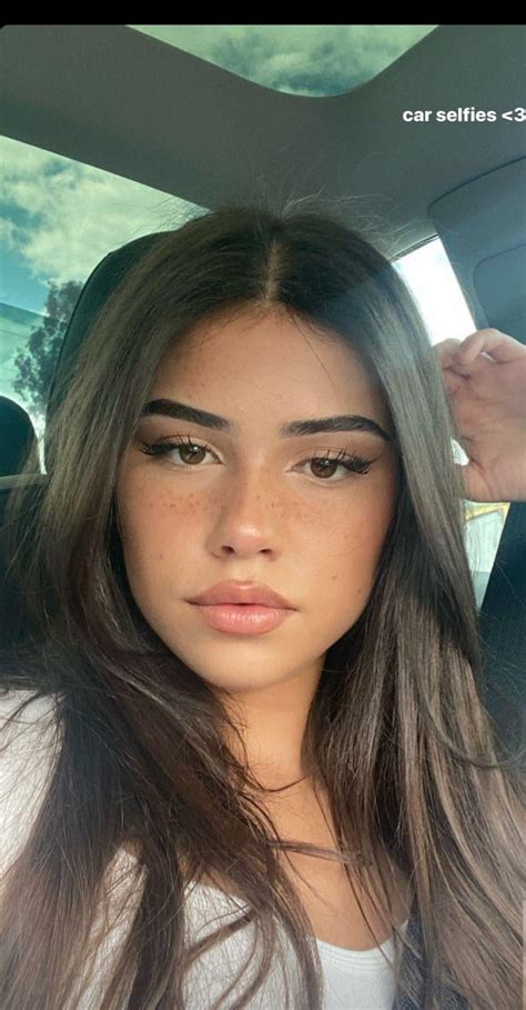 Leah Halton Rvindictaratecelebs