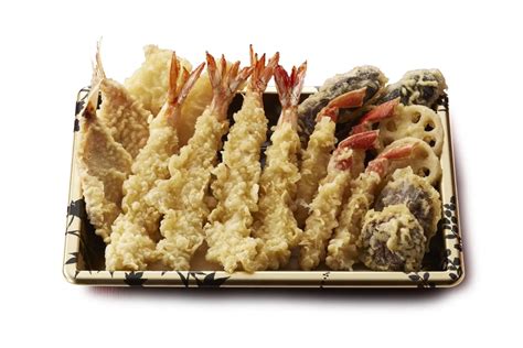 天丼てんや、大晦日限定「年越し天ぷら」11月14日予約受付開始、生そばが付いた盛合わせパック「極」「寿」と「天然大海老2本」を用意、店舗で予約