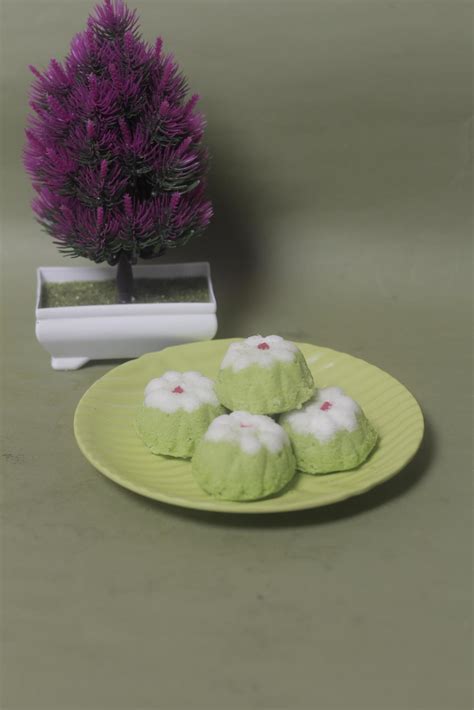 putu ayu   snack   spare time putu ayu   soft  tender