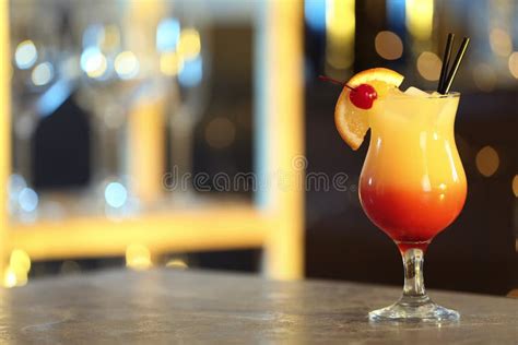 Nur Ein Appetit Cocktail Sex Auf Der Bar Textbereich Stockbild Bild Von Frucht Mischung