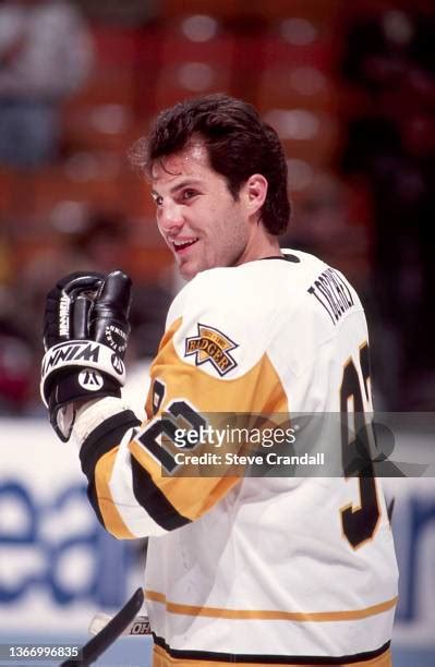 Rick Tocchet Penguins Photos and Premium High Res Pictures - Getty Images